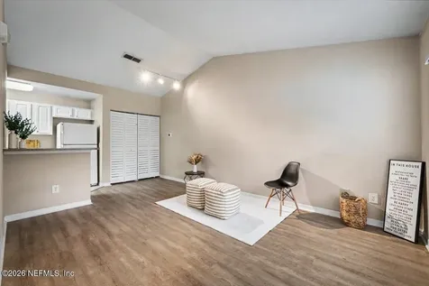 13703 Richmond Park Drive N Jacksonville FL 32224