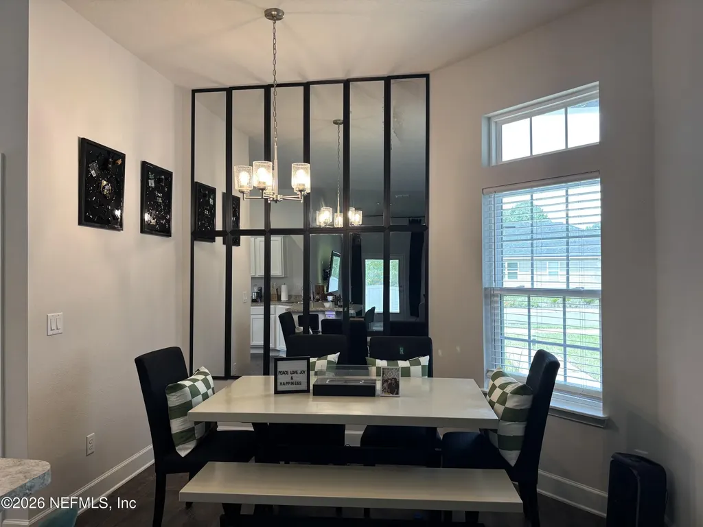 8112 Helmsley Boulevard Jacksonville FL 32219
