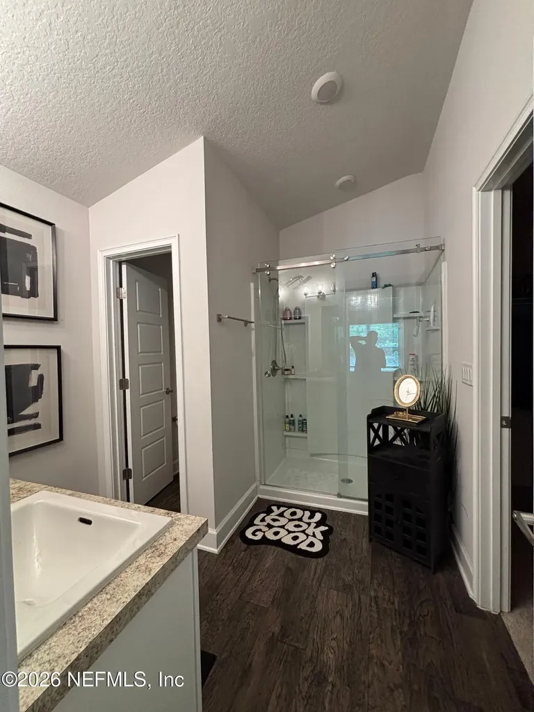 8112 Helmsley Boulevard Jacksonville FL 32219