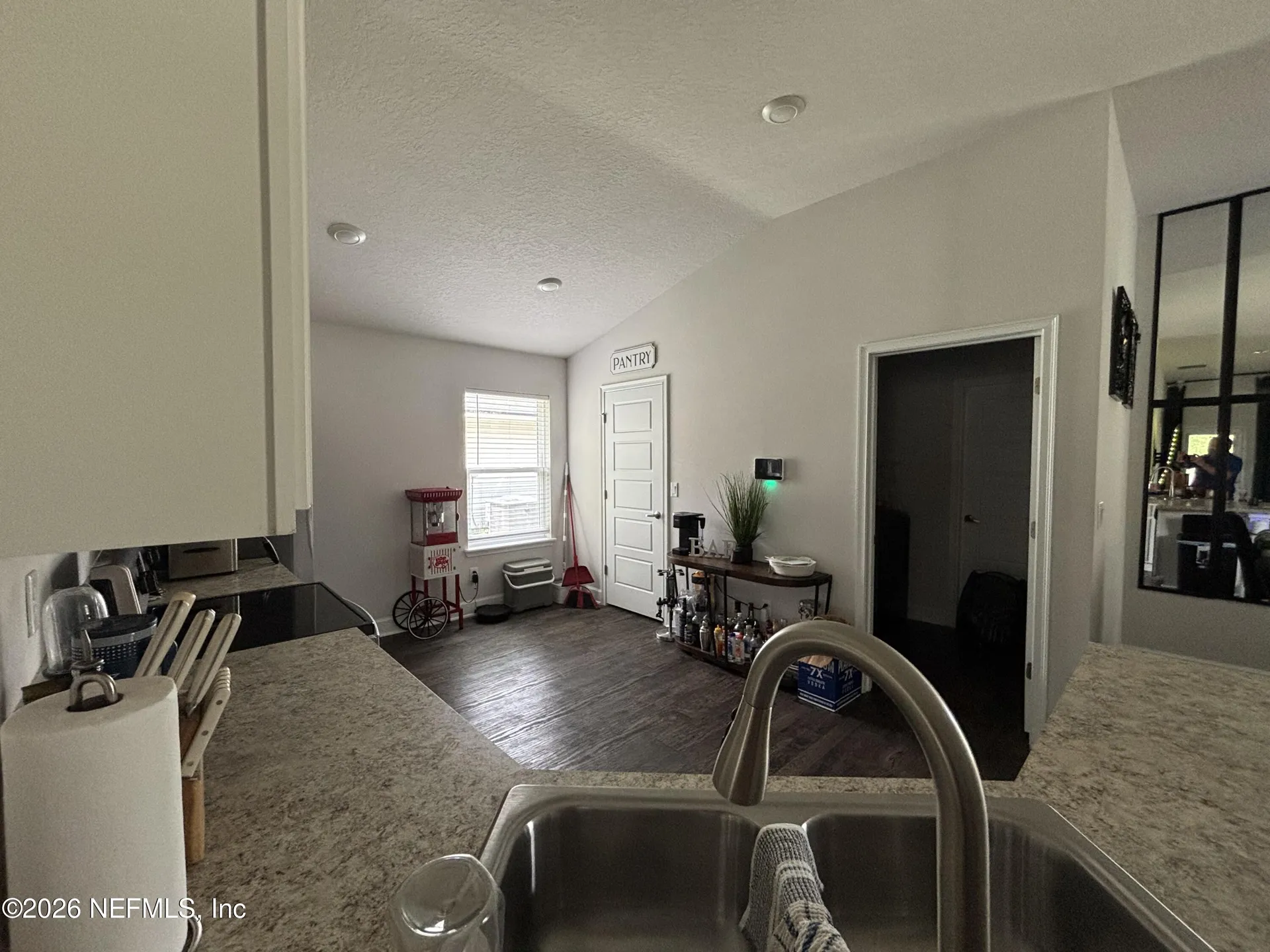 8112 Helmsley Boulevard Jacksonville FL 32219