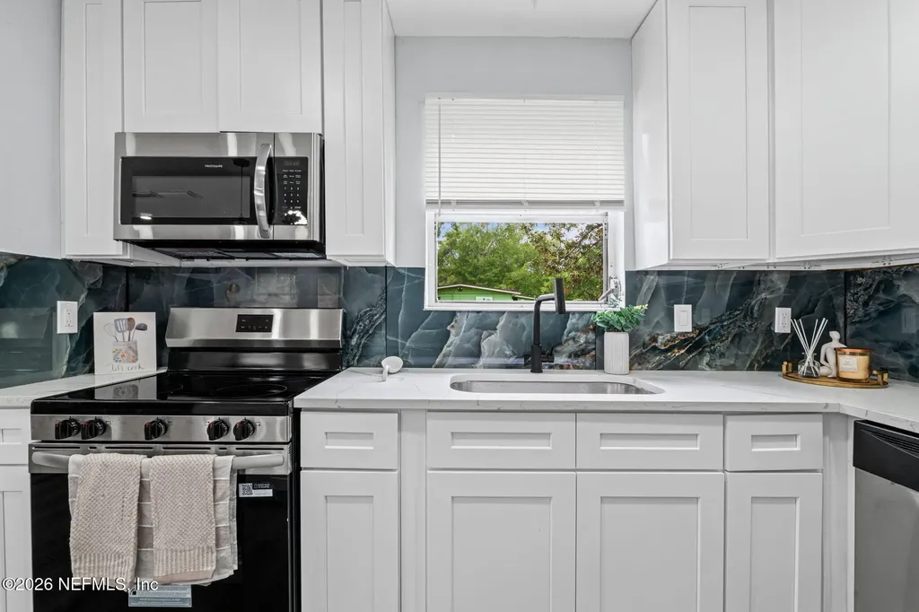 4558 Daughtry Boulevard E Jacksonville FL 32210