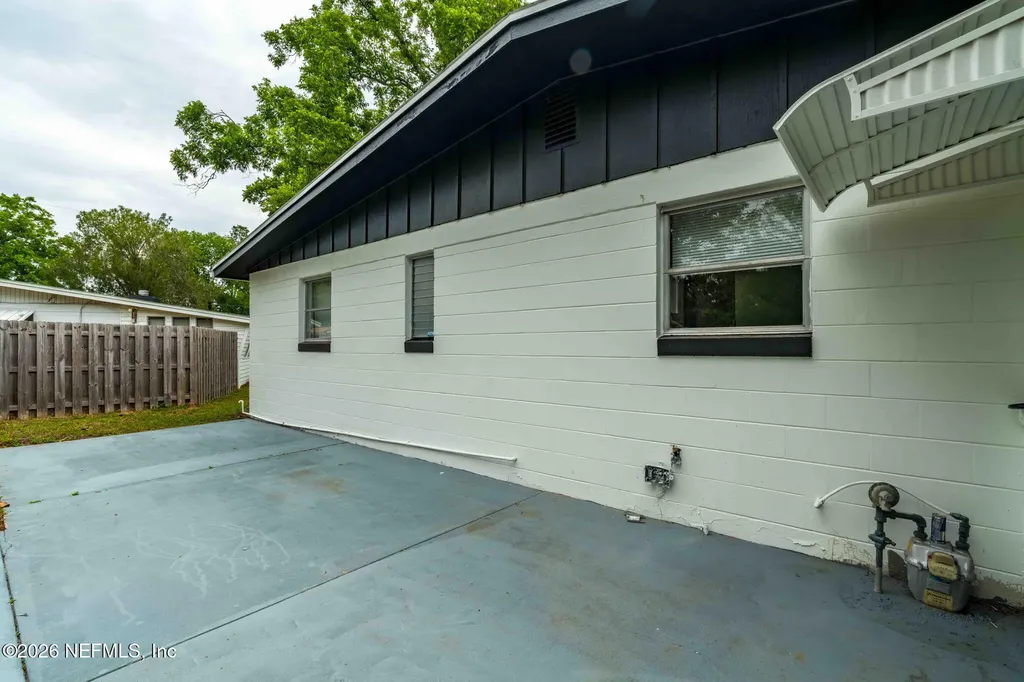 4558 Daughtry Boulevard E Jacksonville FL 32210