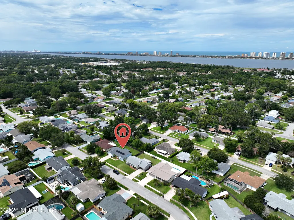 2937 Gaslight Drive South Daytona FL 32119