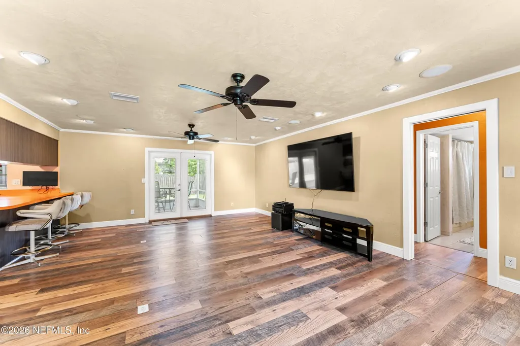 2937 Gaslight Drive South Daytona FL 32119