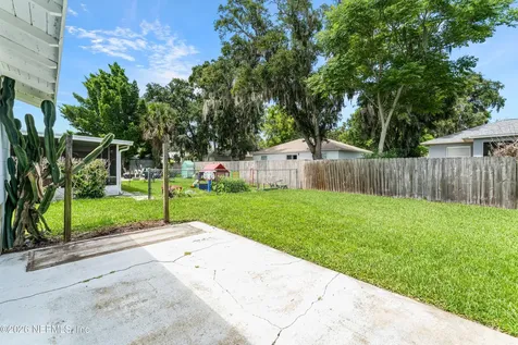 2937 Gaslight Drive South Daytona FL 32119