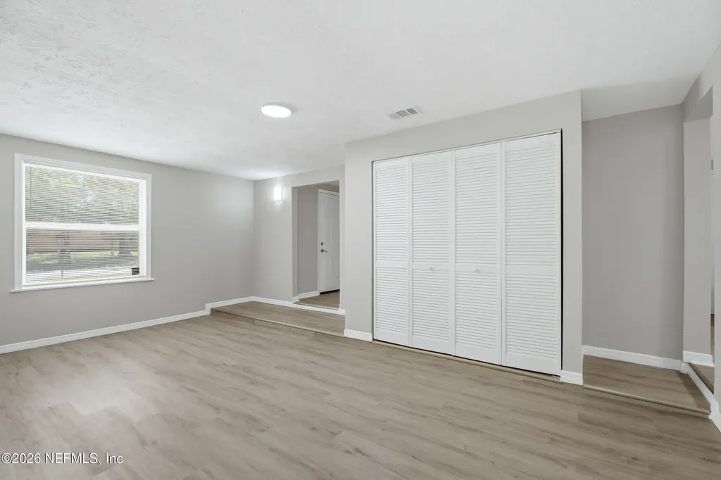 5327 Arrowsmith Road Jacksonville FL 32208
