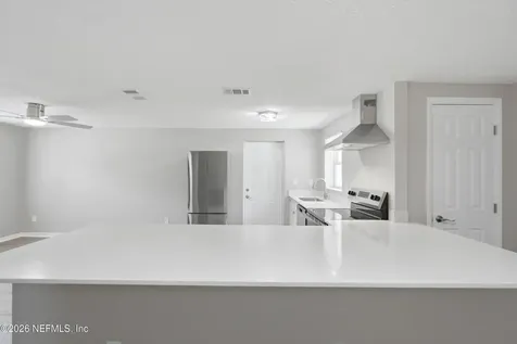 5327 Arrowsmith Road Jacksonville FL 32208