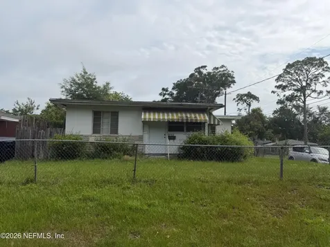 5303 Sunderland Jacksonville FL 32210