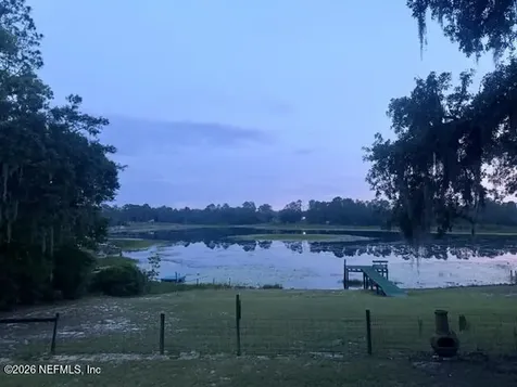 119 Silver Beach Boulevard Pomona Park FL 32181