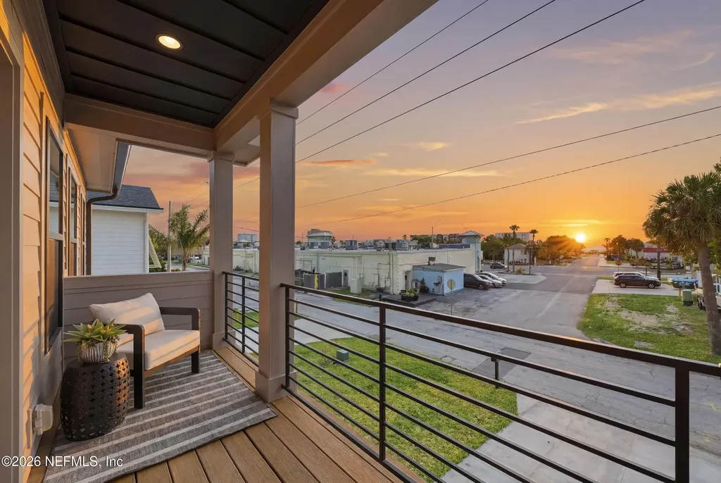 808 4th Street S Jacksonville Beach FL 32250