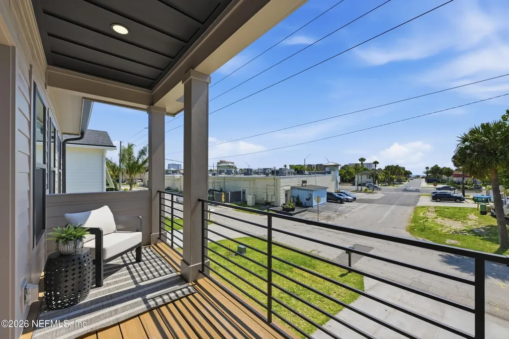 808 4th Street S Jacksonville Beach FL 32250