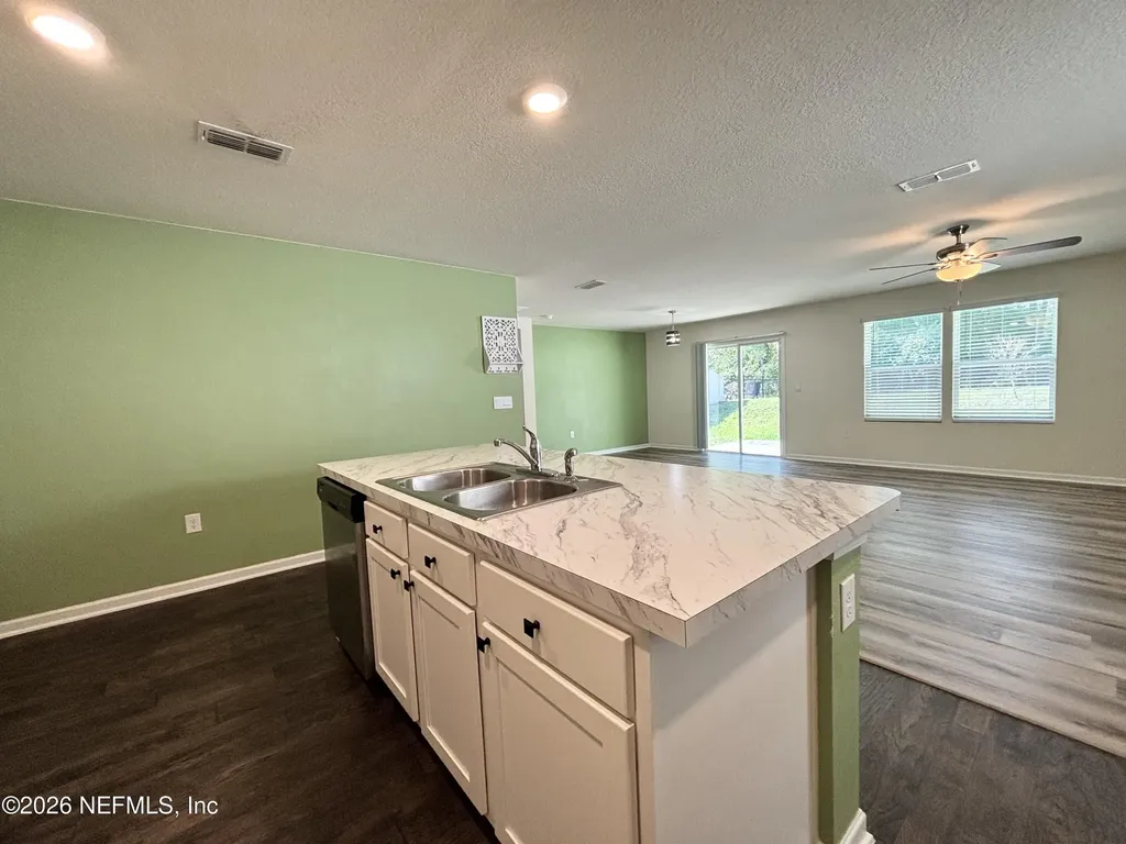 2270 Willow Springs Drive Green Cove Springs FL 32043