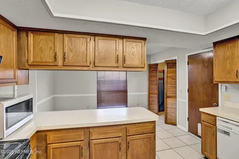4134 Shetland Pony Lane Jacksonville FL 32223