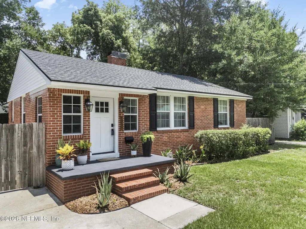 1037 S Fairwood Lane Jacksonville FL 32205