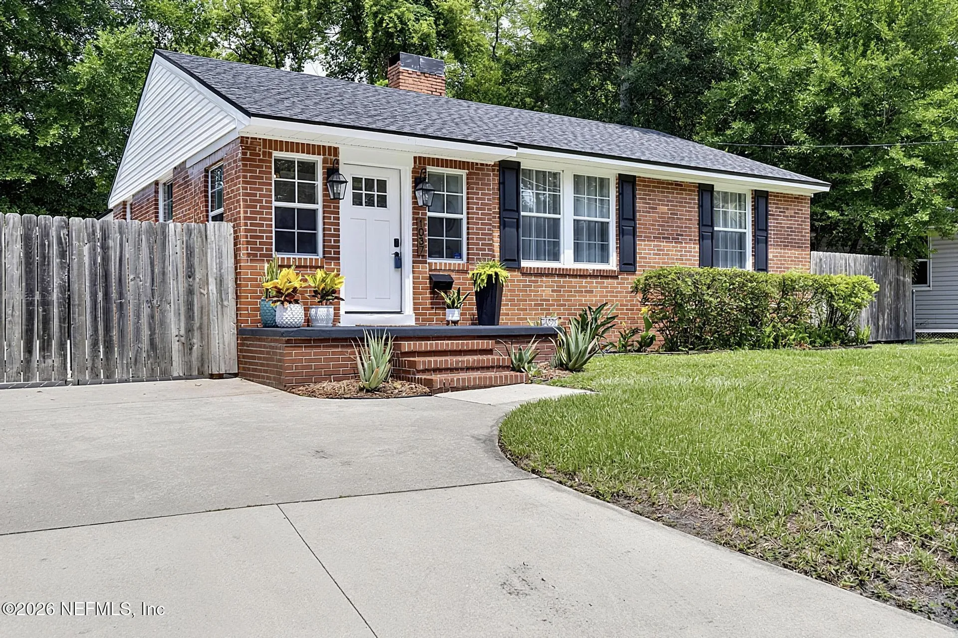 1037 S Fairwood Lane Jacksonville FL 32205