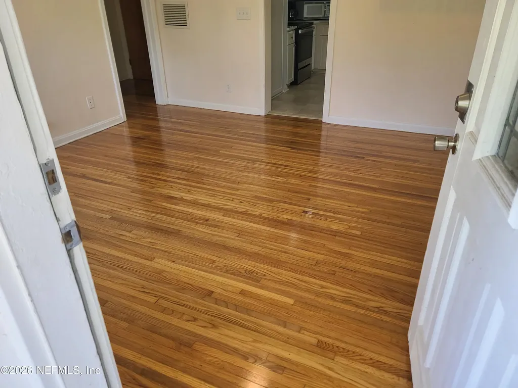 4512 Ish Brant Road W Jacksonville FL 32210