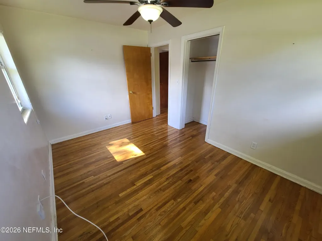 4512 Ish Brant Road W Jacksonville FL 32210