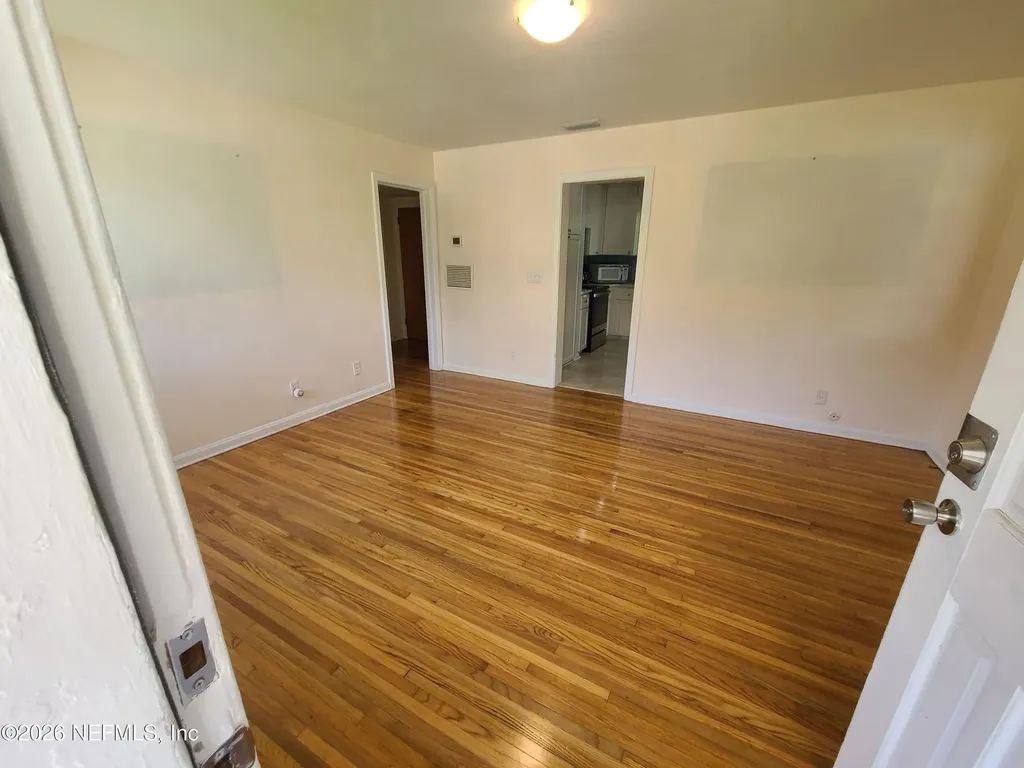 4512 Ish Brant Road W Jacksonville FL 32210