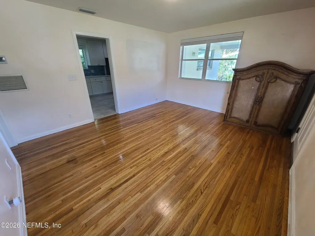 4512 Ish Brant Road W Jacksonville FL 32210
