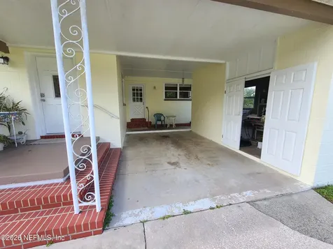 4512 Ish Brant Road W Jacksonville FL 32210