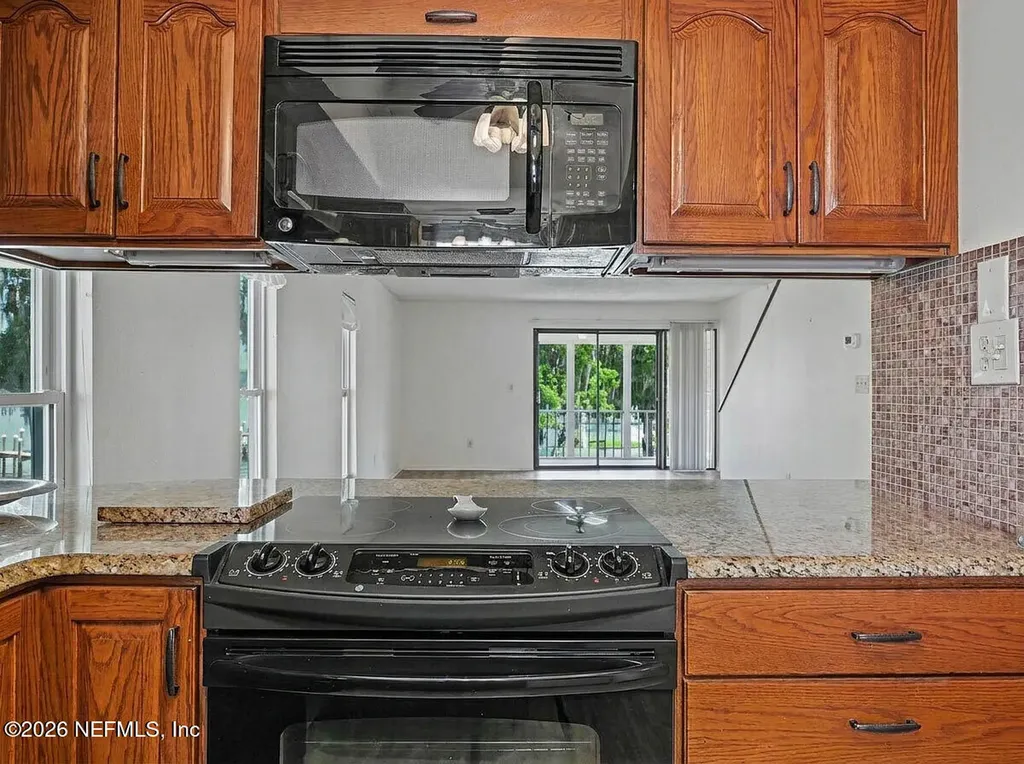 222 River Bend Place Welaka FL 32193