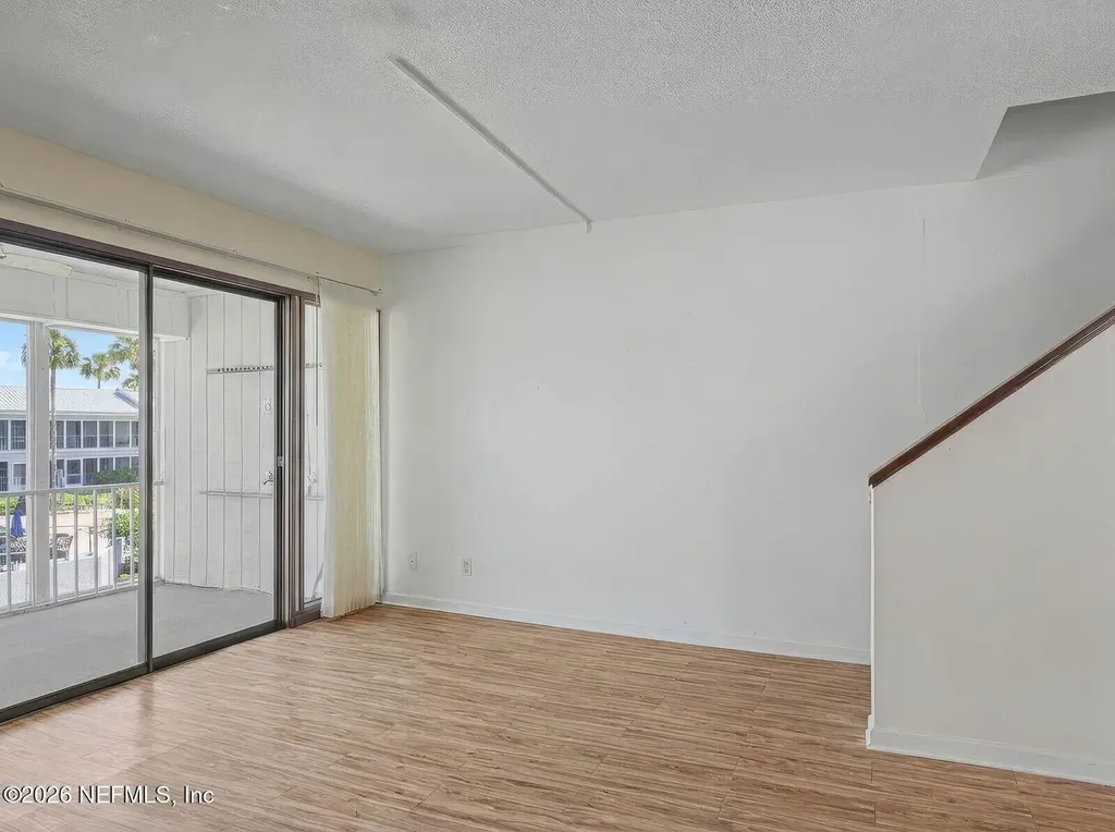 222 River Bend Place Welaka FL 32193