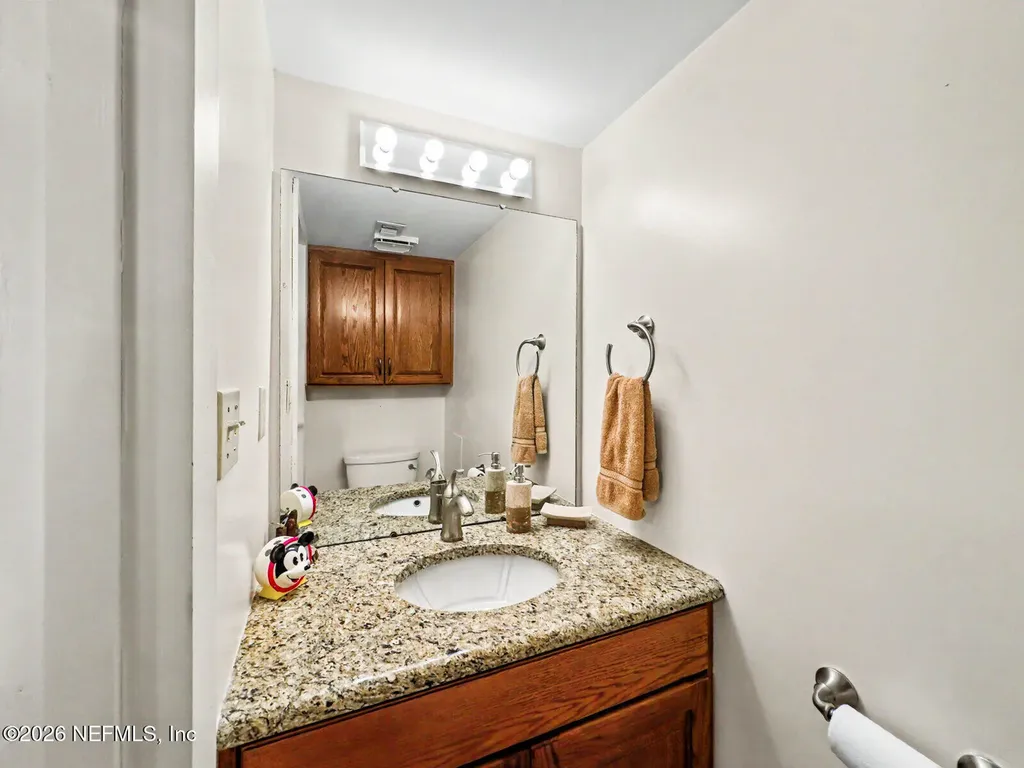222 River Bend Place Welaka FL 32193