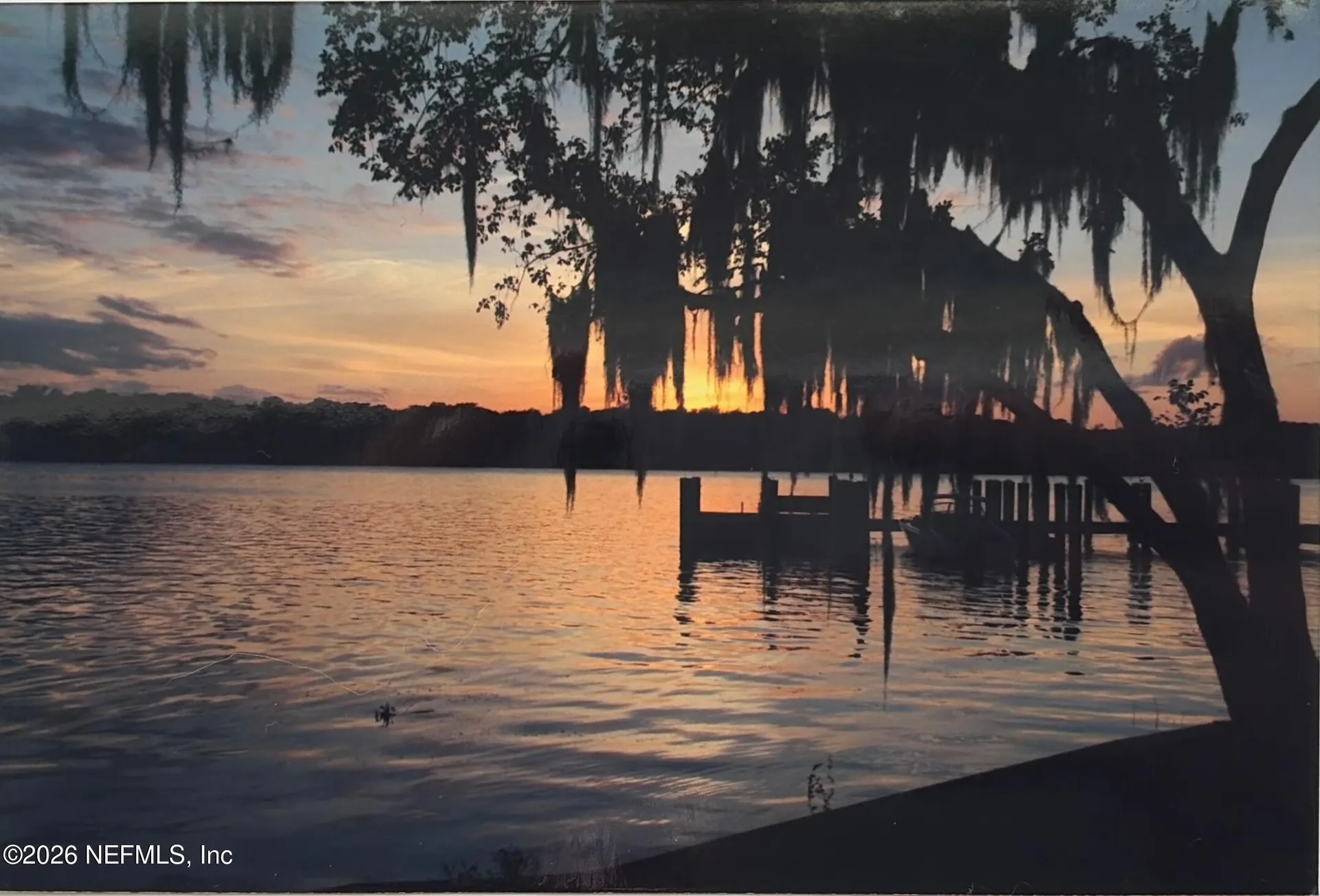 222 River Bend Place Welaka FL 32193
