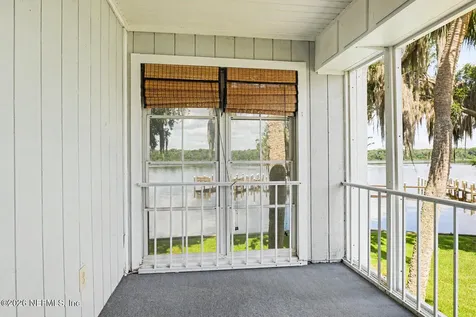 222 River Bend Place Welaka FL 32193