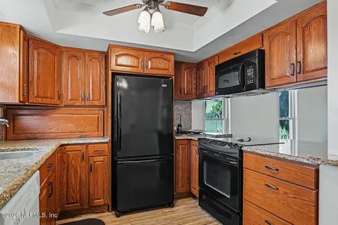 222 River Bend Place Welaka FL 32193
