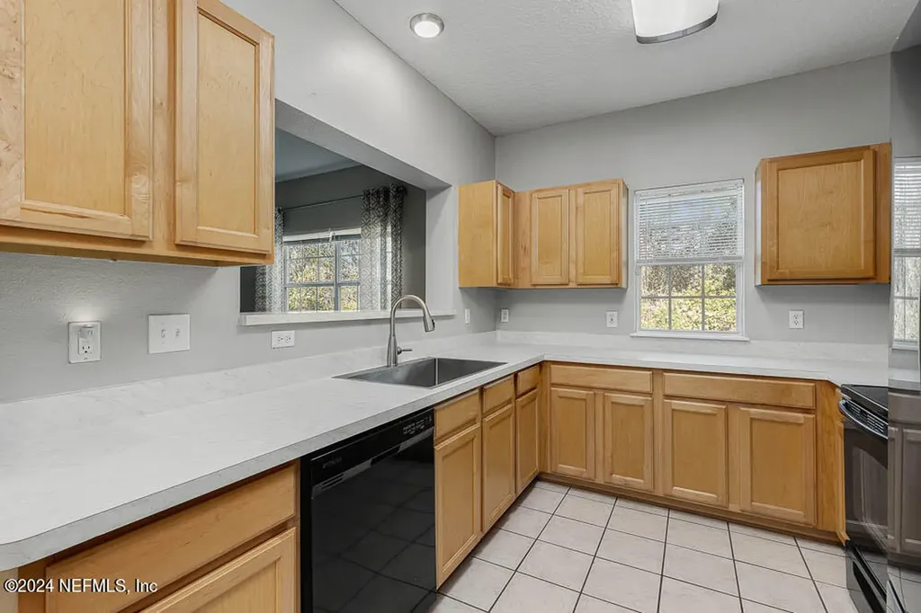 12423 Forest Lake Circle N Jacksonville FL 32225