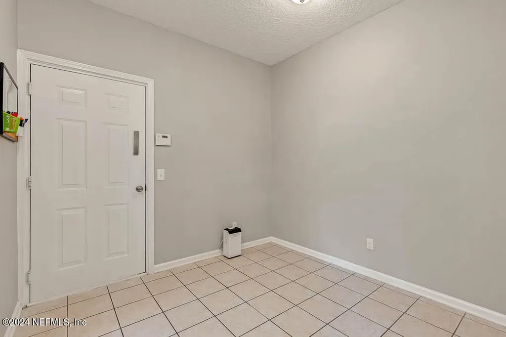 12423 Forest Lake Circle N Jacksonville FL 32225