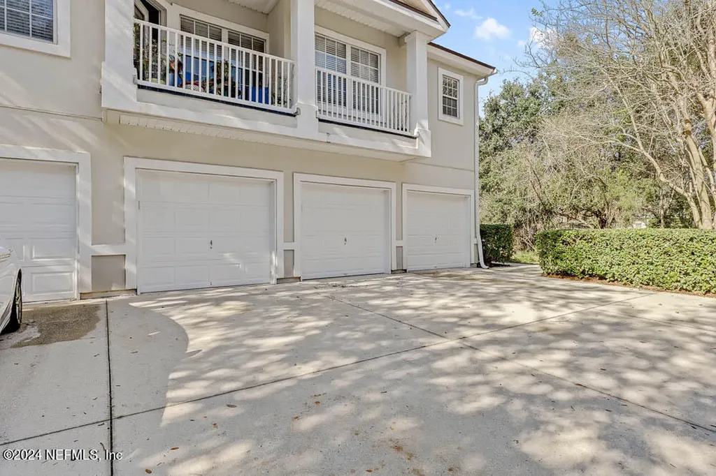 12423 Forest Lake Circle N Jacksonville FL 32225