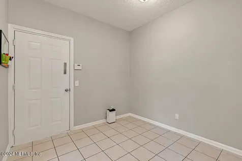 12423 Forest Lake Circle N Jacksonville FL 32225