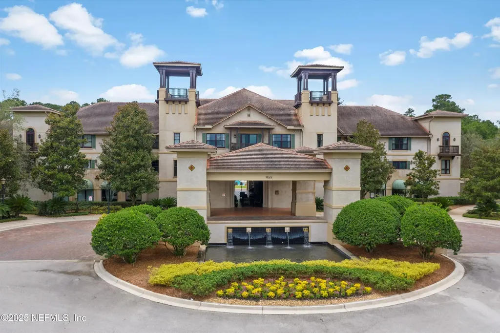 955 Registry Boulevard St. Augustine FL 32092
