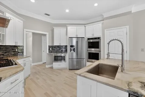 5041 Cape Romain Court Jacksonville FL 32277