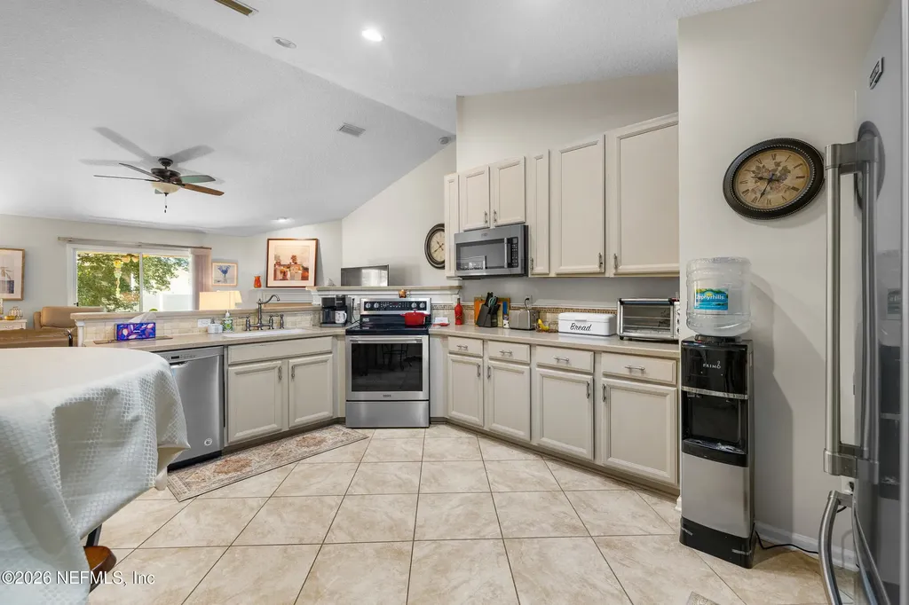 10905 Stanton Hills Drive E Jacksonville FL 32222