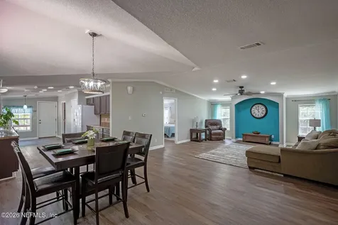 4653 Calendula Avenue Middleburg FL 32068
