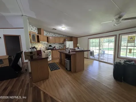 135 Cedar Road East Palatka FL 32131
