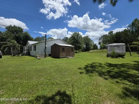 135 Cedar Road East Palatka FL 32131