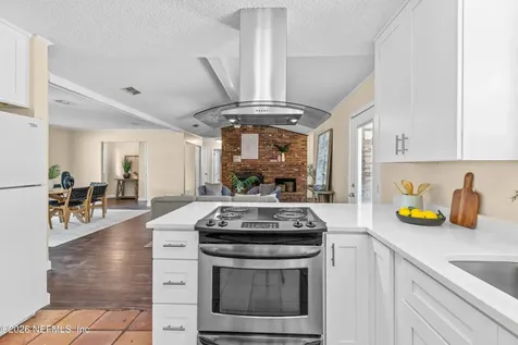 9751 Chesterfield Drive Jacksonville FL 32257