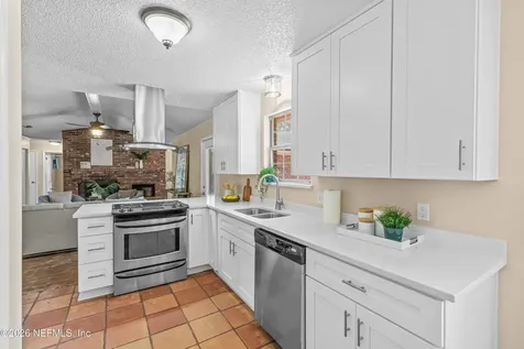 9751 Chesterfield Drive Jacksonville FL 32257