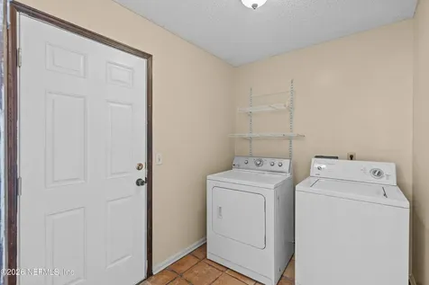 9751 Chesterfield Drive Jacksonville FL 32257