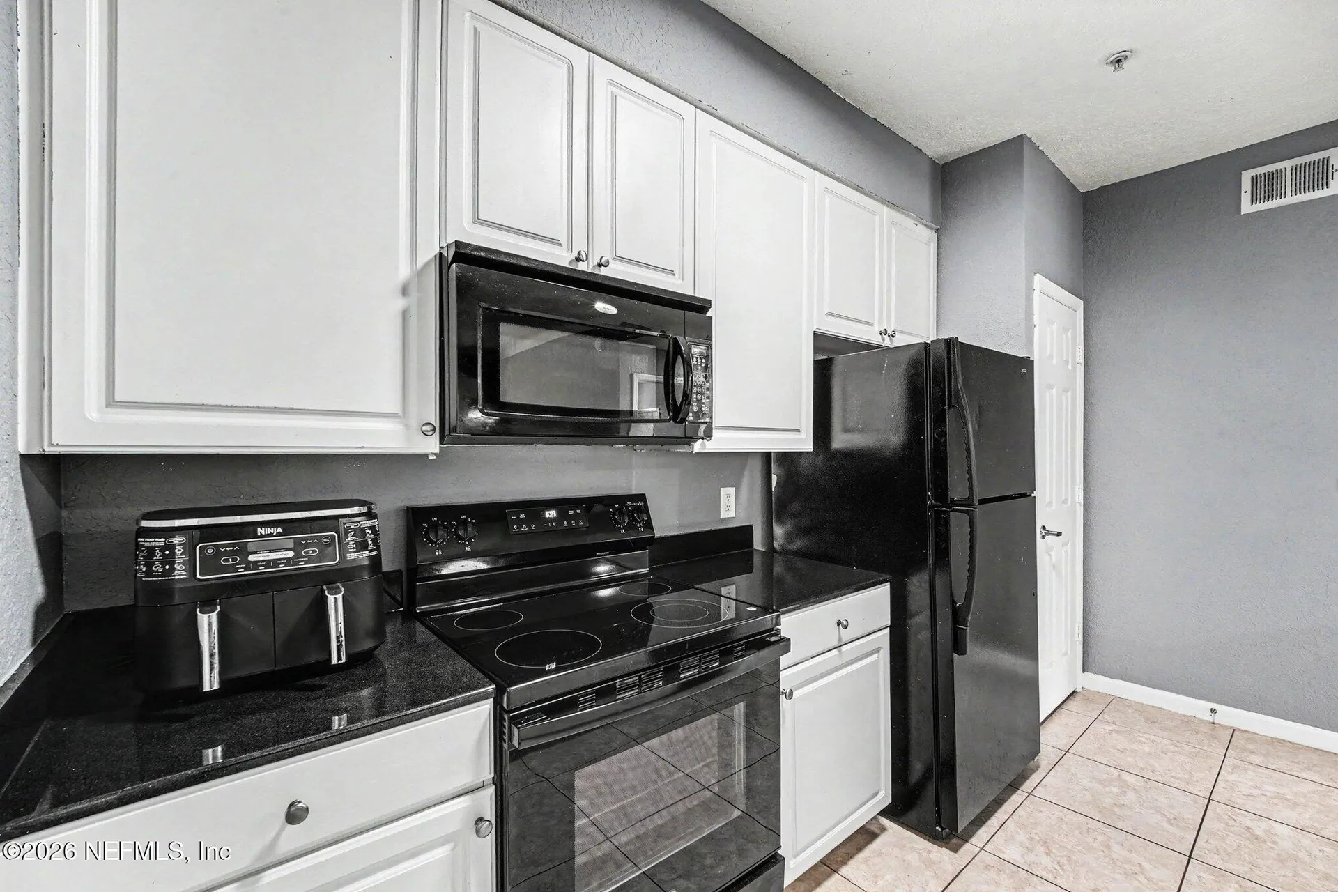 8539 Gate Parkway W Jacksonville FL 32216