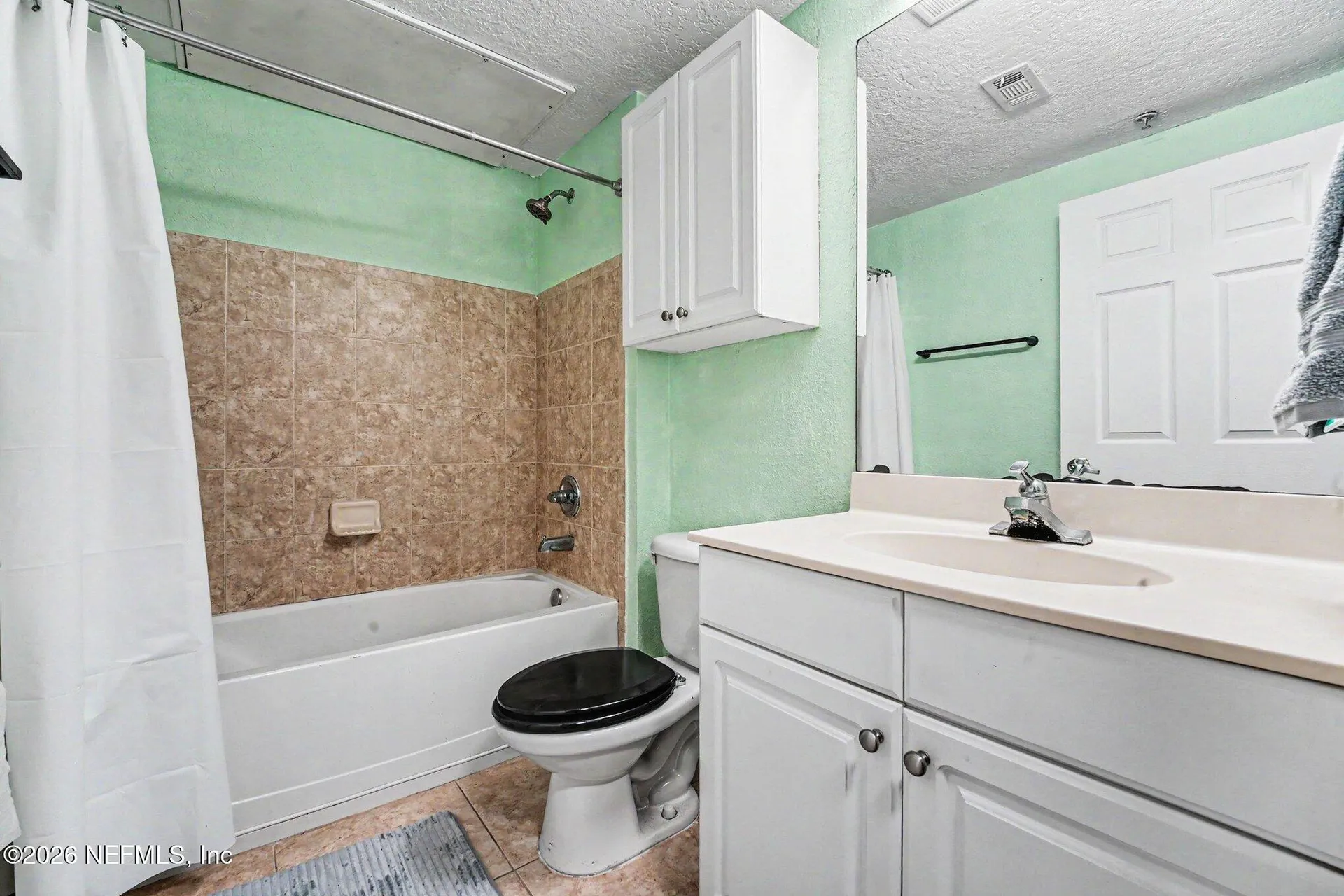 8539 Gate Parkway W Jacksonville FL 32216