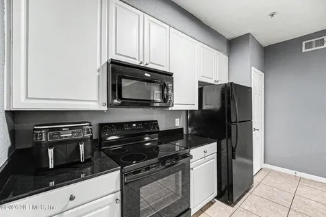 8539 Gate Parkway W Jacksonville FL 32216