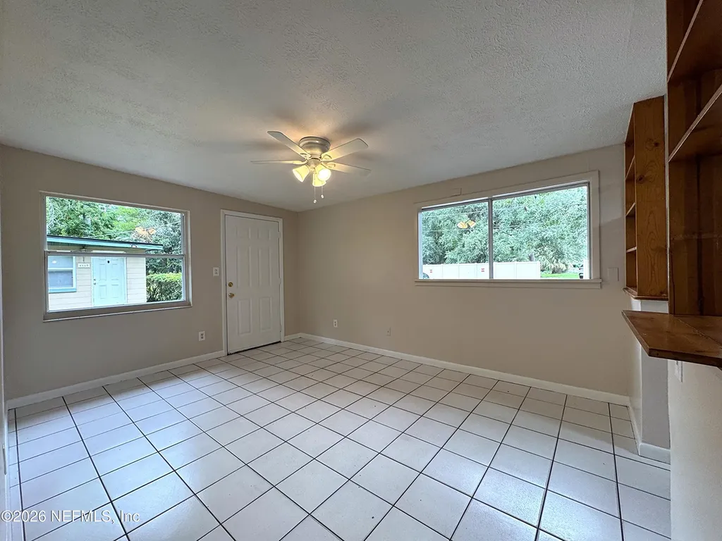 4464 Spring Glen Road Jacksonville FL 32207