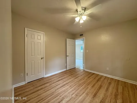 4464 Spring Glen Road Jacksonville FL 32207