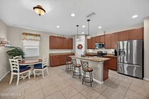 3195 Treeside Lane Green Cove Springs FL 32043