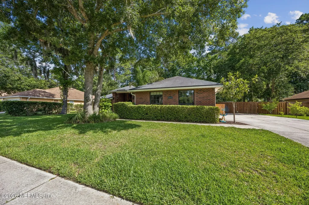 12513 Gately Oaks Lane E Jacksonville FL 32225